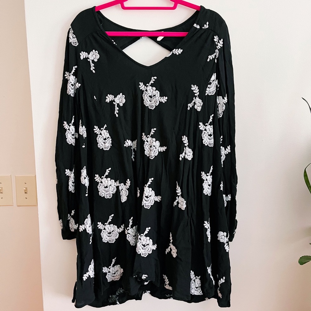 Free People Floral Embroidered Black Boho Mini Dress with Balloon Sleeves